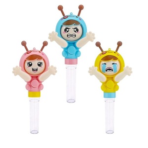 Caja de presentación de embalaje, pequeño juguete de dibujos animados de plástico de mano, juguetes de dulces para niños <span class=keywords><strong>con</strong></span> dulces duros/<span class=keywords><strong>caramelos</strong></span> de goma - Product Image 1