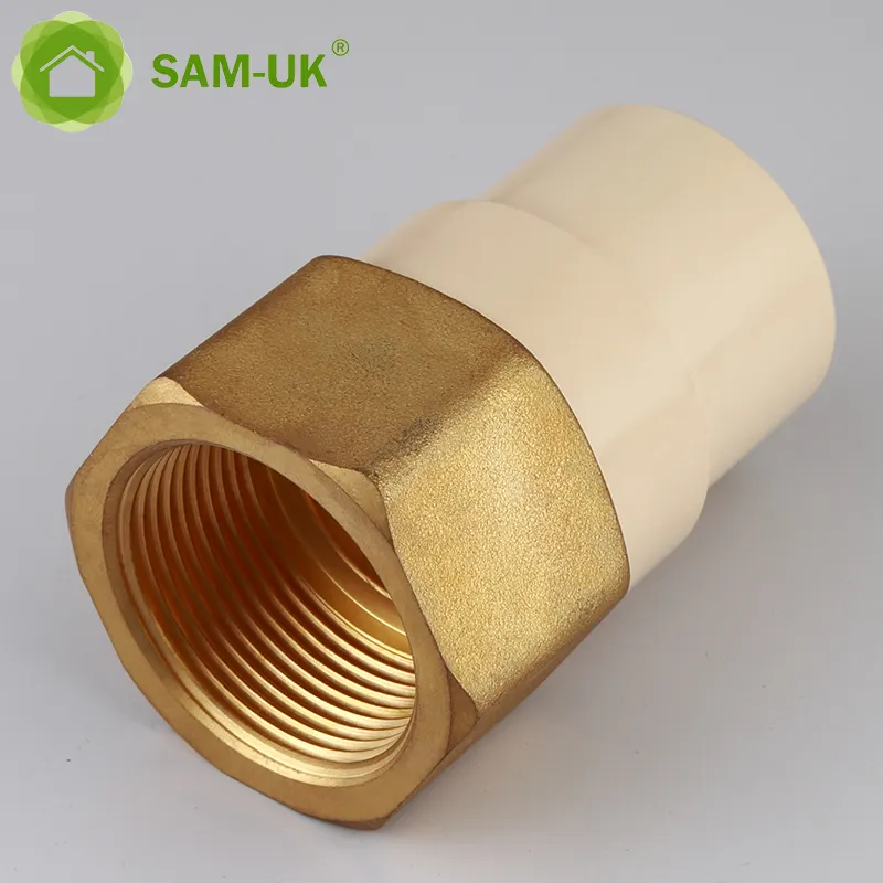 Sam-uk Production et vente en gros de raccords de tuyauterie en T en laiton jaune cpvc en plastique à injection haute température