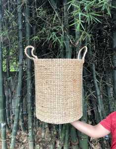 Panier de rangement naturel tressé à la main, renforcé d'un cadre en fer, en jacinthe d'eau artisanale, pour un décor bohème et rustique - Product Image 3