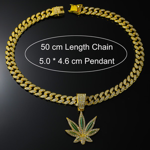 สร้อยคอจี้รูปใบเมเปิ้ลชุบทองและเงินอัลลอยด์ฮิปฮอปขายดีปี 2026 สร้อยคอผู้ชายแบบปรับแต่งได้ เครื่องประดับแฟชั่น - Product Image 4