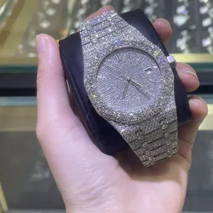 准备发货精美的Moissanite手表说唱歌手品牌嘻哈珠宝手表玫瑰金颜色定制Moissanite手表
