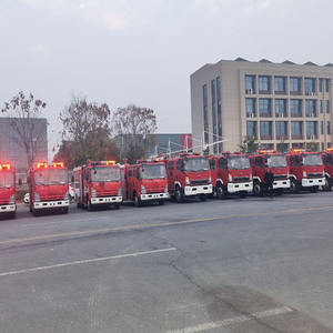 Équipement pour véhicule de pompiers, 4x2, 8 m3, camion de pompiers, réservoir en mousse d'eau, fabrication - Product Image 4
