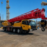 Grue mobile hydraulique d'occasion de 50 tonnes, châssis 4 essieux, vitesse 80 km/h, flèche diamant haute résistance, en vente