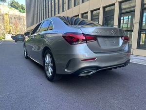 <span class=keywords><strong>Mercedes</strong></span>-Benz <span class=keywords><strong>A180</strong></span> Sedán 2022 FWD, Auto Usado de Lujo, Caja de Cambios Automática, Motor Turbo, Neumáticos R15, Asientos de Cuero, Techo de Aleación de Aluminio - Product Image 4