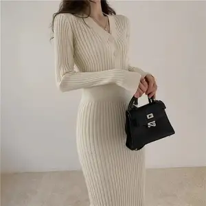 2024 sonbahar/kış High end mizaç desenli düğme elbise seksi sarılmış kalça etek ince ve uzun boylu uzun etek kadınlar için