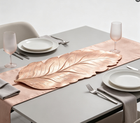 Vente directe d'usine, nappe de table en PVC résistante à la chaleur, à séchage rapide, anti-huile, écologique, design creux, pour la décoration de la maison et les hôtels