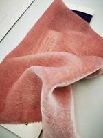 Tissu en velours de soie 100% 170 g/m² prêt à être expédié pour manteau en duvet, vente en gros