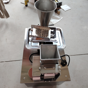 Top Sale Industrial 140mm Empanadas Making <b>Machine</b> Samosa <b>Dumpling</b> Core Motor Food Grade Stainless Steel 70 Pcs/Min - Product Image 1