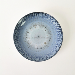 Assiettes en <span class=keywords><strong>porcelaine</strong></span> sous-glaçure artistique de 7,5 pouces en gros - <span class=keywords><strong>Bleu</strong></span> <span class=keywords><strong>et</strong></span> <span class=keywords><strong>blanc</strong></span> dynamique, compatibles micro-ondes/lave-vaisselle - Product Image 1
