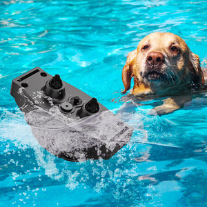 Chubasquero recargable a prueba de agua. - Product Image 4