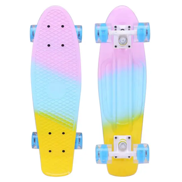 Planche à roulettes colorée à 4 roues pour enfants, planche à roulettes personnalisée, skateboard pour adultes, pas cher