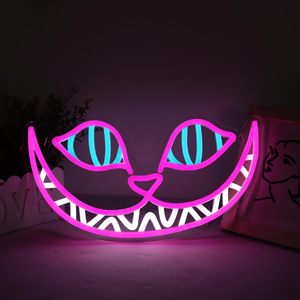 Cheshire Cat LED Neon Signs Dimmable Smile Cat Wall Art Corps de lampe en plastique pour décor de chambre d'hôtel dans le style <span class=keywords><strong>Alice</strong></span> <span class=keywords><strong>au</strong></span> <span class=keywords><strong>pays</strong></span> <span class=keywords><strong>des</strong></span> <span class=keywords><strong>merveilles</strong></span> - Product Image 2