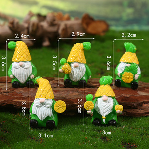 Set di bambole di girasole con ornamento nano in resina - Product Image 4