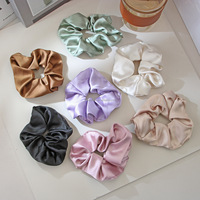 Ensemble de 12 pinces à cheveux et chouchous BELLEWORLD de l'usine coffret cadeau emballage personnalisé pinces à griffes givrées de 10.5cm avec chouchou en satin