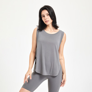 Chaleco deportivo sin mangas para mujer, con abertura lateral y bajo curvo, ligero, transpirable, para yoga y entrenamiento atlético, venta al por mayor - Product Image 1