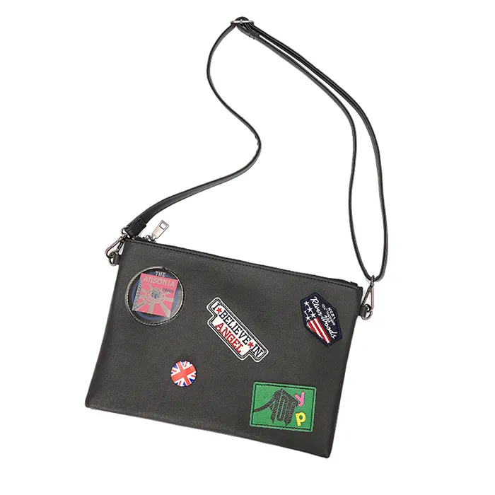 New Arrival Fashion Trend Badge Hand Bag Men and Women Metal Decoration PU Leather Envelope Bag Fancy Clutch Bag
