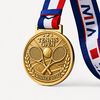Médailles personnalisées en alliage de zinc doré pour la remise des diplômes scolaires, les sports (volley-ball, course à pied, tennis de table), et les médailles d'honneur personnalisées pour le tennis.