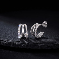 Boucles d'oreilles Huggie Premium en Argent Sterling 925, design multi-cercles, entièrement pavées de Moissanite VVS D ronde et baguette, Bijoux