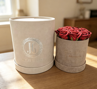 Boîtes cadeaux rondes en carton recyclé gris personnalisées pour bouquets et fleurs avec emballage de présentation en feuille d'aluminium avec logo personnalisé