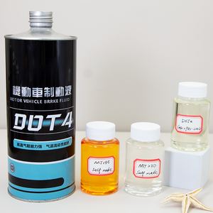 Aditivos para <span class=keywords><strong>motor</strong></span> 250ml 500ml DOT3/DOT4 Freio Fluido Óleo Automotivo de Alta Qualidade para Carro - Product Image 1