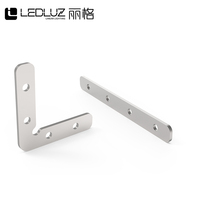 Profilé LED en aluminium encastrable pour plinthe, finition noire thermolaquée, éclairage encastré pour plinthe murale