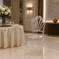 Chaise empilable en plastique OEM élégante, transparente, durable, minimaliste, légère, pour intérieur/extérieur, hôtel, mariage, banquet, salon