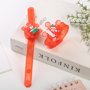 Pulsera de Plástico Brillante de <span class=keywords><strong>Navidad</strong></span> <span class=keywords><strong>2022</strong></span>, Correa de Reloj Luminosa, Juguete de Anillo Giratorio de Dibujos Animados - Product Image 4