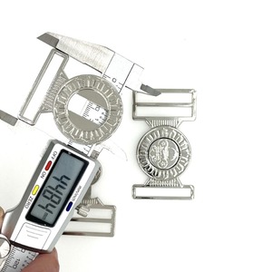 亜鉛合金メーカーベルトバックルボックス8CM長さ高品質吊りメッキプロセスカスタマイズ可能ロゴ - Product Image 5