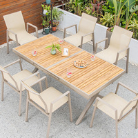 Ensemble de table et de chaises de jardin en aluminium avec plateau en bois plastique télescopique moderne et avancé, résistant à l'eau, pour l'extérieur