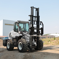 Livraison d'usine Chariot élévateur tout-terrain 4x4 3 tonnes 4 tonnes 5 tonnes Bonne qualité Chariot élévateur tout-terrain 3,5 tonnes Diesel