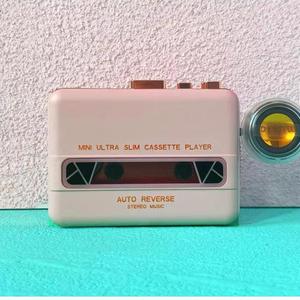 Mini lecteur de cassettes portable rétro avec fonction d'enregistrement, prise casque, alimentation USB, idéal pour l'apprentissage des étudiants, cadeau musical de poche - Product Image 6