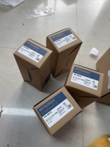 Motor Servo AC Mitsubishi 100% Nuevo y Original HG-KN13 - Product Image 1