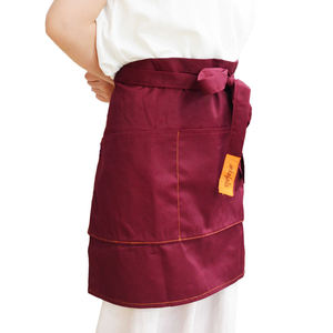 Tablier court personnalisable, écologique, durable et lavable avec 3 poches pour serveurs et serveuses - Product Image 3