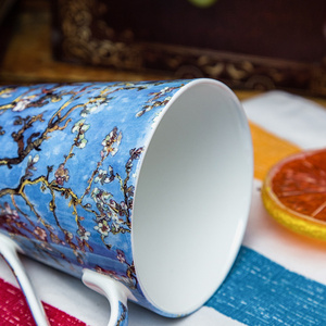 Tazza da Caffè in Fine Bone China da 12 oz, Design Artistico di Alta Qualità, Regalo Aziendale - Product Image 4