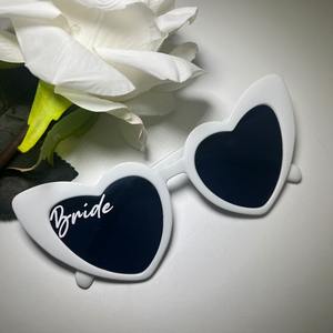 Set <span class=keywords><strong>de</strong></span> Gafas <span class=keywords><strong>de</strong></span> Sol para Novios, Gafas para Fiesta <span class=keywords><strong>de</strong></span> Bodas, <span class=keywords><strong>Despedida</strong></span> <span class=keywords><strong>de</strong></span> Soltero/a, Regalo para <span class=keywords><strong>Despedida</strong></span> <span class=keywords><strong>de</strong></span> Soltería, Regalo para Celebración - Product Image 4