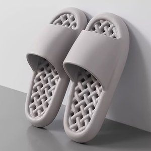 Pantuflas Deportivas Verdes de Verano Veca EVA, Suaves para el Hogar, con Entresuela de Gel, Suela Exterior de TPR y Resistentes a las Manchas - Product Image 3