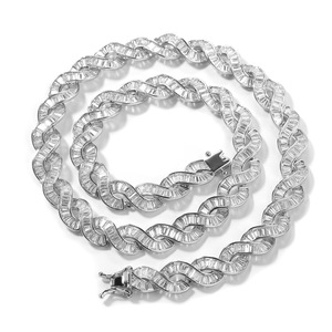 Collar de espiral de latón con engaste de canal de 10 mm y circonitas cúbicas 5A en forma de baguette, joyería hip hop única para mujeres y hombres - Product Image 1