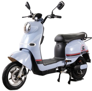 Moto à deux roues, scooter pour adultes - Product Image 1