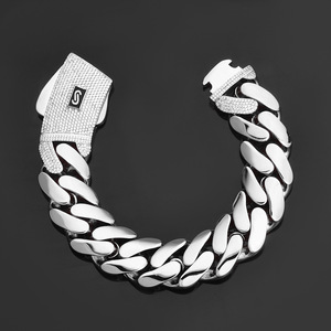 Pulsera Cubana Iced Out de Moissanita, Plata de Ley 925 con Engaste de Bisel, Bañada en Oro de 18K, Estilo Hip Hop, Eslabones Entrelazados - Product Image 4