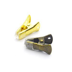 Haute qualité en gros fer <span class=keywords><strong>matériel</strong></span> <span class=keywords><strong>petit</strong></span> métal porte-carte d'identité mémorandum papier carte processus Clip personnalisé pince en métal - Product Image 5