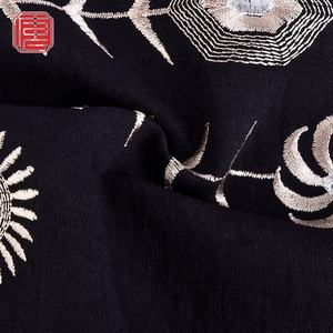 Nouveau design de tissu de broderie <span class=keywords><strong>Crespo</strong></span> fleur de rayonne en nylon personnalisé pour robe - Product Image 2