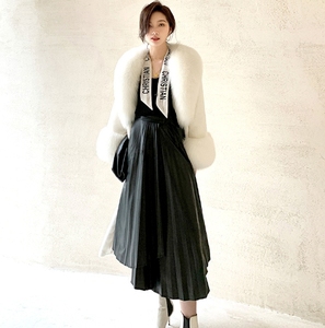 Cappotto Invernale Autunnale Stile INS in Peluche di <span class=keywords><strong>Visone</strong></span> con Collo a V e Maniche a Lanterna, in Pelliccia Sintetica, Antirughe e Spesso da <span class=keywords><strong>Donna</strong></span> - Product Image 4