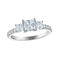 Bague de fiançailles en or blanc massif 10K/14K/18K avec trois pierres pavées en diamant de laboratoire taille princesse de 2 carats, certifiée IGI, personnalisable CVD/HPHT