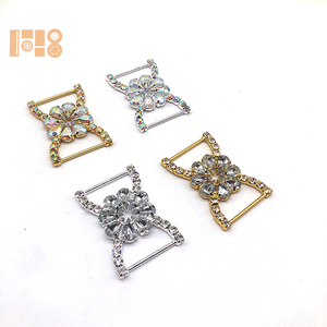 Broche <span class=keywords><strong>de</strong></span> conector <span class=keywords><strong>de</strong></span> diamantes <span class=keywords><strong>de</strong></span> imitación <span class=keywords><strong>de</strong></span> cristal corto pequeño personalizado <span class=keywords><strong>2022</strong></span>, superventas, hebilla <span class=keywords><strong>de</strong></span> Bikini, accesorios para traje <span class=keywords><strong>de</strong></span> baño - Product Image 6