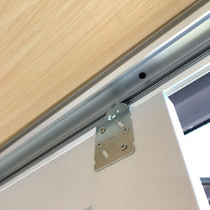 Kit perangkat keras pintu geser lemari jalur aluminium sistem Bypass untuk pintu lemari pakaian ganda - Product Image 5