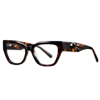 Lunettes de vue pour femme MS 18109 Crimson Sparkle en acétate, monture œil de chat, branches géométriques angulaires, personnalisables, lunettes de haute qualité