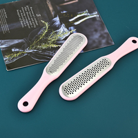 Ensemble d'outils de pédicure professionnels en acier inoxydable, kit de soin des pieds, râpe à pieds, éliminateur de callosités, outil d'élimination de la peau, lime à pieds pour pédicure
