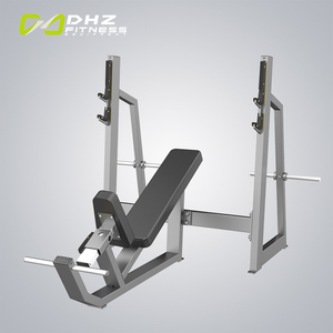 Máquina de Ejercicios Multifuncional Ajustable para Gimnasio, con Pesas, para Press de Banca, Ejercicios de Piernas y Declinación - Product Image 1