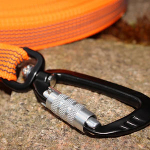 Correa de perro de seguridad antideslizante recubierta de cinta de goma personalizada de lujo con mosquetón de aluminio espacial para perros medianos y grandes - Product Image 4