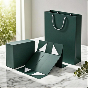 <b>Pink</b> Self Erecting Paperboard <b>Gift</b> <b>Box</b> with Magnetic Closure Handle Rectangle Shape Four-Color Printing for Craft Packaging - Product Image 2
